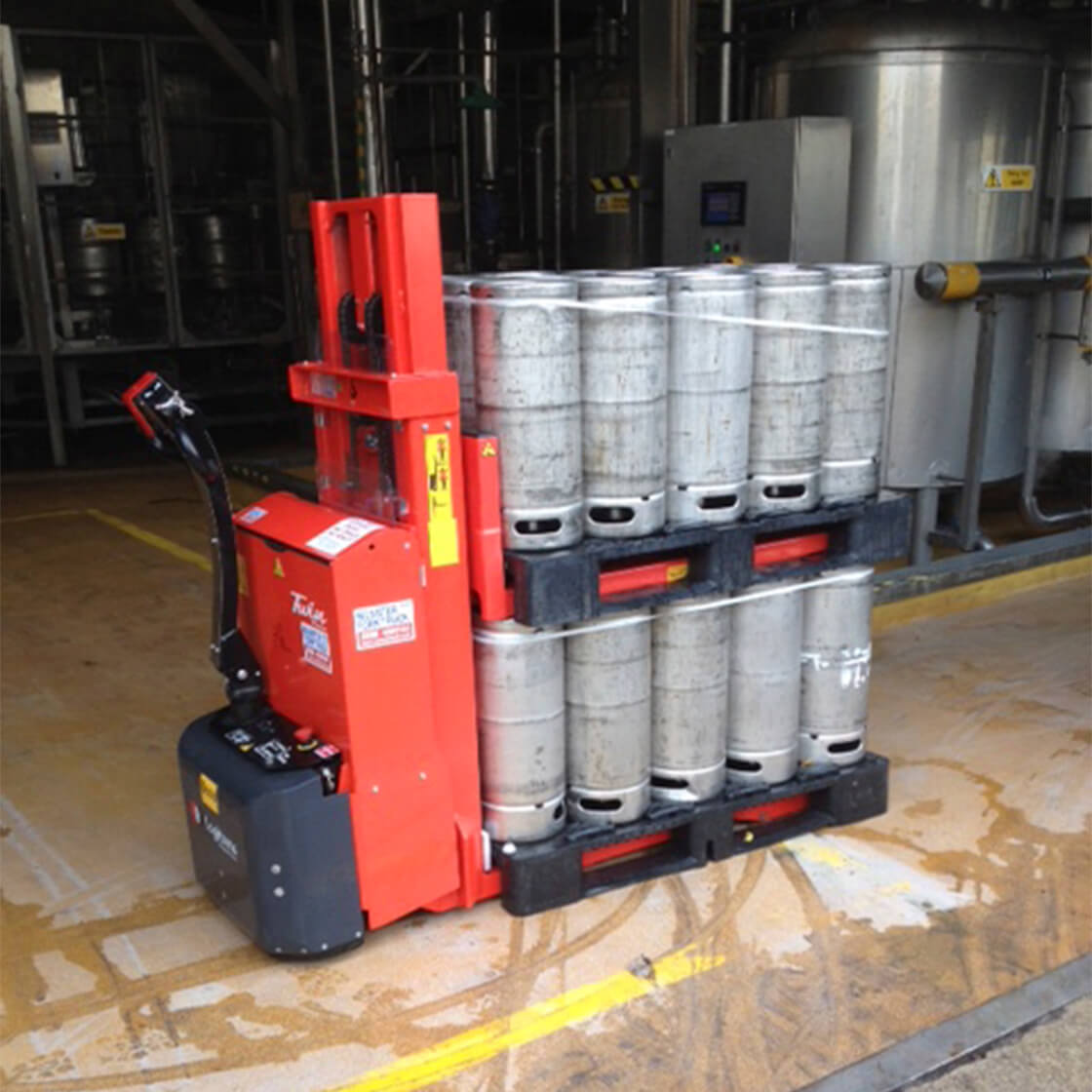 Twin Stacker with two pallets