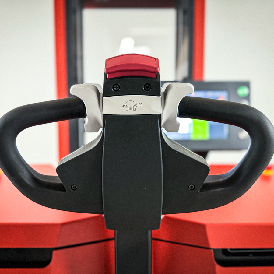 LogiRobot pallet mover